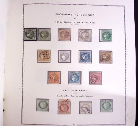 1849-2001, Collection de timbres de France en 4 albums MOC, des neufs dans les classiques, à noter n°1 et 9 obl., n°262 et Caisse d'amortissement en neufs, BF 3 et 6, PA 1/2, Prés, carnets Croix-Rouge 1952 et suivant