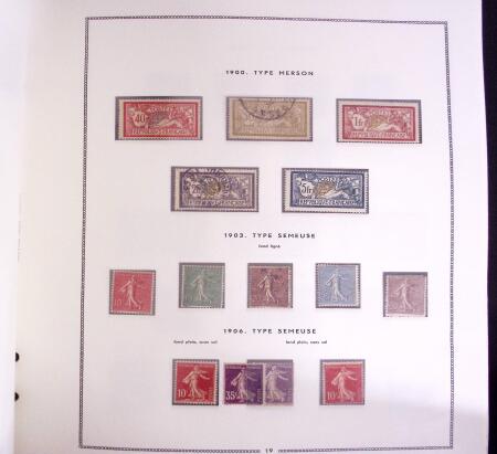 1849-2001, Collection de timbres de France en 4 albums MOC, des neufs dans les classiques, à noter n°1 et 9 obl., n°262 et Caisse d'amortissement en neufs, BF 3 et 6, PA 1/2, Prés, carnets Croix-Rouge 1952 et suivant