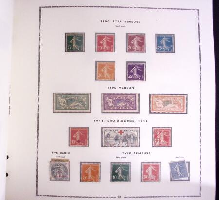 1849-2001, Collection de timbres de France en 4 albums MOC, des neufs dans les classiques, à noter n°1 et 9 obl., n°262 et Caisse d'amortissement en neufs, BF 3 et 6, PA 1/2, Prés, carnets Croix-Rouge 1952 et suivant