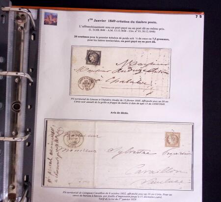 1746-1900, Collection d'exposition LA POSTE DANS L'AUDE en 80 pages avec une belle panoplie de PP à numéro, cursives rouges, T22, doubles cursives, PC du GC de Ginestas