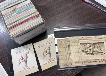1952-1983 Lot de carnets Croix-Rouge en quantité multiples