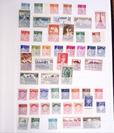 1900-2011 collection en neufs avec des feuilles entières