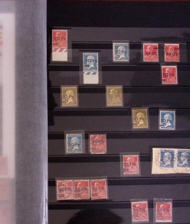 1927-2016, 2 Albums de poste aérienne, avec de bonnes valeurs en quantités multiples, obl. et neuf , n°1/2, 6c, 14, 15, PA militaire, dont lettres, partie moderne en bloc + 1 album du monde avec Colonie Françaises,