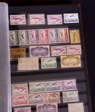 1927-2016, 2 Albums de poste aérienne, avec de bonnes valeurs en quantités multiples, obl. et neuf , n°1/2, 6c, 14, 15, PA militaire, dont lettres, partie moderne en bloc + 1 album du monde avec Colonie Françaises,