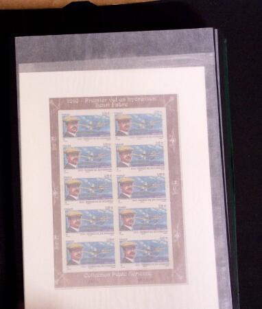 1927-2016, 2 Albums de poste aérienne, avec de bonnes valeurs en quantités multiples, obl. et neuf , n°1/2, 6c, 14, 15, PA militaire, dont lettres, partie moderne en bloc + 1 album du monde avec Colonie Françaises,