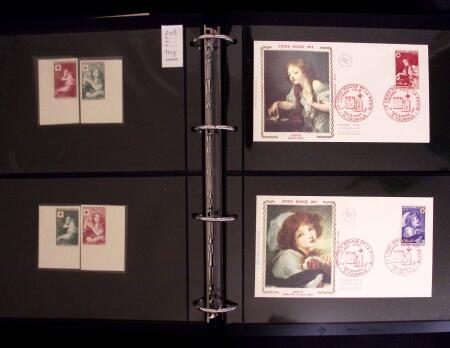 1918-1974, 2 classeurs de Croix-Rouge commençant par quelques lettres avec n°146 et 147 continuant avec les carnets mais surtout des essais de couleurs, des épreuves d'artistes en général signés, des épreuves de l