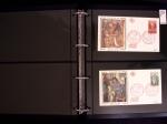 1918-1974, 2 classeurs de Croix-Rouge commençant par quelques lettres avec n°146 et 147 continuant avec les carnets mais surtout des essais de couleurs, des épreuves d'artistes en général signés, des épreuves de l