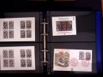 1918-1974, 2 classeurs de Croix-Rouge commençant par quelques lettres avec n°146 et 147 continuant avec les carnets mais surtout des essais de couleurs, des épreuves d'artistes en général signés, des épreuves de l
