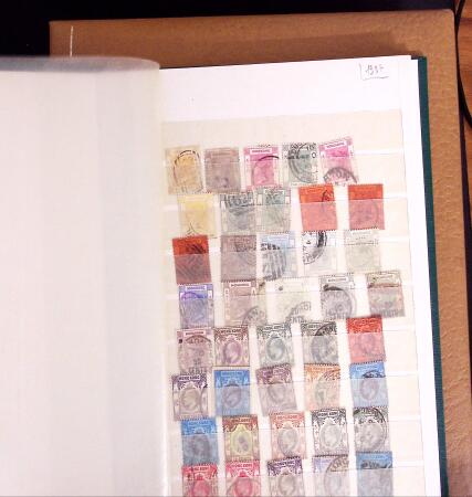1880-1960 Lot with collection of Australia, also GB and other British colonies, also ca100 all-world covers