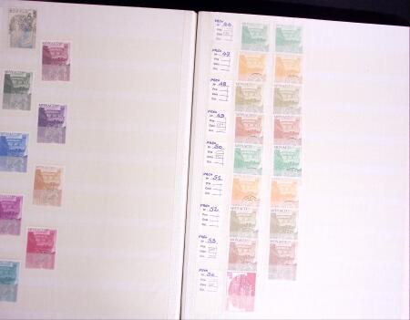 1840-2001 All-World collection in 7 albums incl. good sections of Switzerland, Vatican, Monaco. Algeria, Luxemburg, Spain, France, etc.