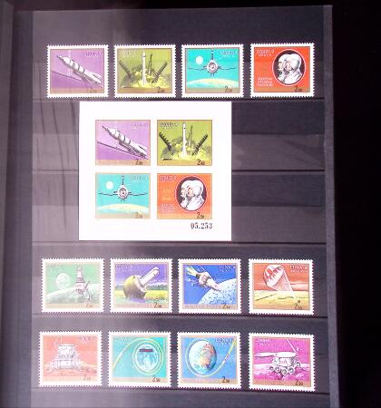 THEMATIC collections in 17 albums : Paintings, Fauna,