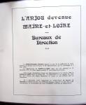 Très beau restant de collection de marques postales du Maine et Loire très proprement monté et décrit sur Feuilles Safe dans une grosse chemise plastique rouge et un album bleu : 136 plis au total avec marques de por