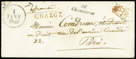 Enveloppe avec correspondance avec dateur "A" "1 janv 1849" + cursive "16 Chevanceaux" + griffe rouge "chargé" + "PP" rouge encadré. Grande rareté superbe pouvant inaugurer une collection de lettres classiques. TB