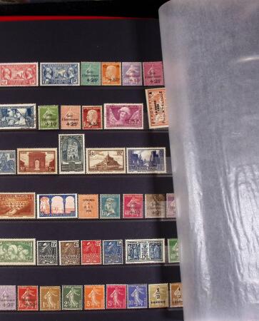 1849-1998, Deux albums de France avec n°2, 6, 9, 33,