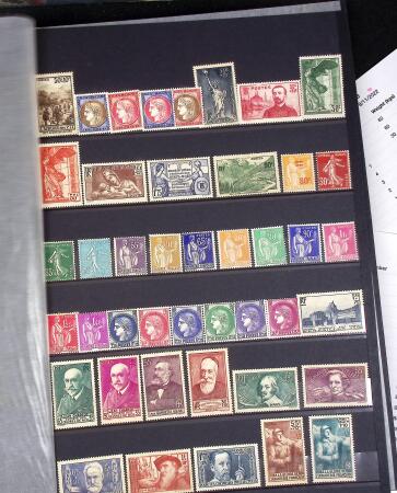 1849-1998, Deux albums de France avec n°2, 6, 9, 33,