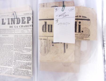 1828-1878, Collection sur la Taxation des imprimés sur +100 pages d'exposition, (la collection a été remaniée plusieurs fois et des pages changées), très bien expliquées, à
