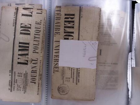1828-1878, Collection sur la Taxation des imprimés sur +100 pages d'exposition, (la collection a été remaniée plusieurs fois et des pages changées), très bien expliquées, à