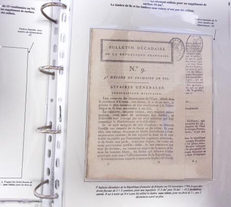 1828-1878, Collection sur la Taxation des imprimés sur +100 pages d'exposition, (la collection a été remaniée plusieurs fois et des pages changées), très bien expliquées, à