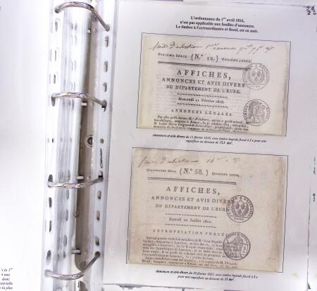 1828-1878, Collection sur la Taxation des imprimés sur +100 pages d'exposition, (la collection a été remaniée plusieurs fois et des pages changées), très bien expliquées, à