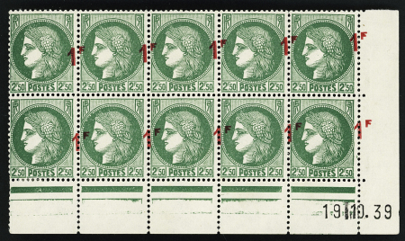 N°488, bloc de 10 coin daté 19.10.39 avec surcharge à cheval, * sur 1 timbre. Signé A.Brun. TB