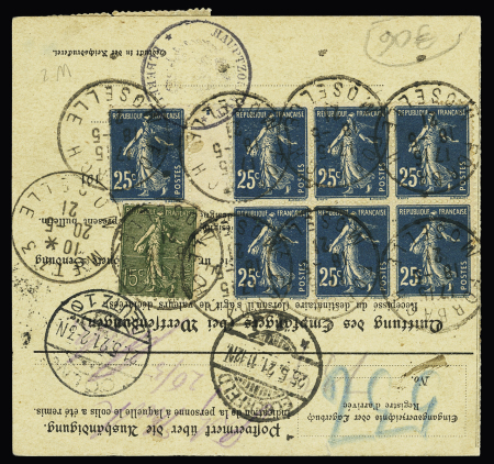 N°140, 11 pièces + n°130 OBL Forbach Moselle (1921) sur bulletin de colis postal pour Elberfeld (Allemagne) avec cachet des douanes allemandes. TB