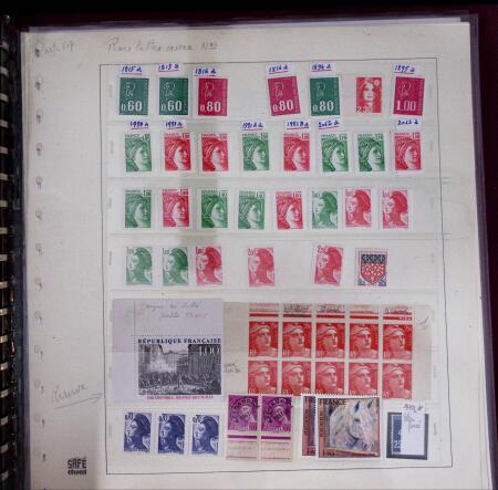 1900-1993, Ensemble de timbres neufs de France, concentré