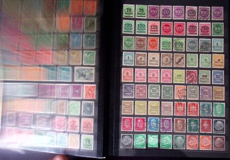 1872-1970 Mint & and used selection in four albums,