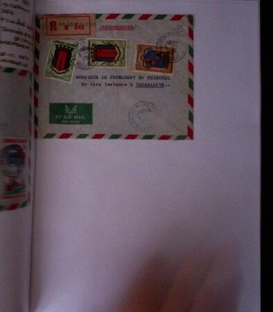 1900-1960, Collection de lettres de MADAGASCAR montées