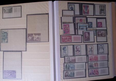 1962- 1966 Ensemble de timbres non dentelés en bord