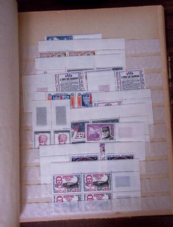 1900-1950, Collection avec doubles de timbres neufs