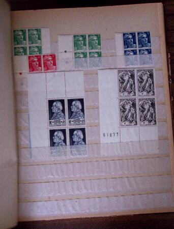 1900-1950, Collection avec doubles de timbres neufs