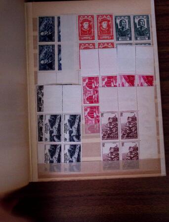 1900-1950, Collection avec doubles de timbres neufs