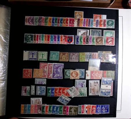 1849-2000, Petite succession en deux cartons avec 7