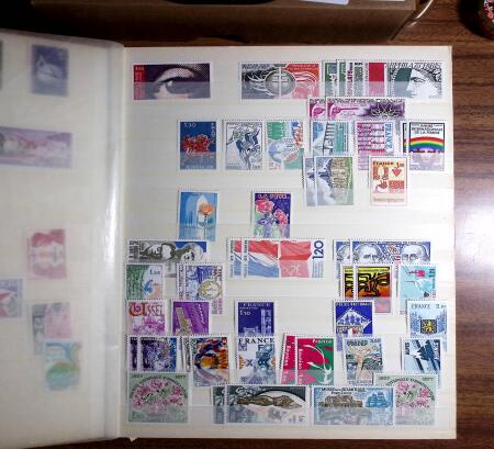 1849-2000, Petite succession en deux cartons avec 7