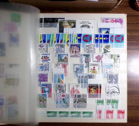 1849-2000, Petite succession en deux cartons avec 7