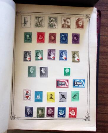 1849-1960, 2 Classeurs + 1 pochette du monde entier,