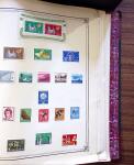 1849-1960, 2 Classeurs + 1 pochette du monde entier,