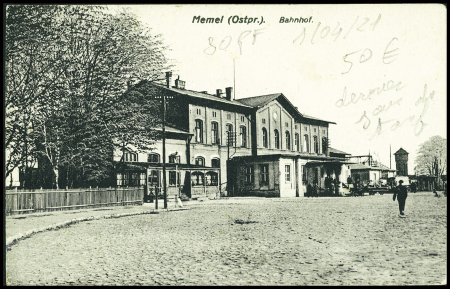 Memel n°20 + 41 OBL CAD "Memel" (31.12.1921 - dernier jour du tarif étranger du 1.4.1921) sur carte postale. TB