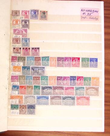 1849-1980, Small all-world collection in 29 stockbooks,