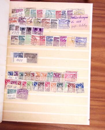 1849-1980, Small all-world collection in 29 stockbooks,