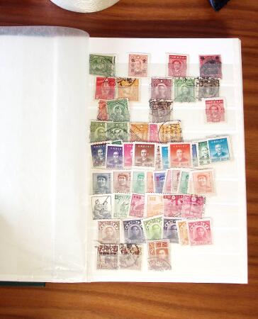 1849-1980, Small all-world collection in 29 stockbooks,