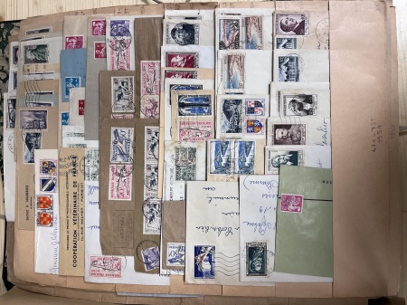 1849-1980, 2 Grandes pochettes avec de nombreuses lettres