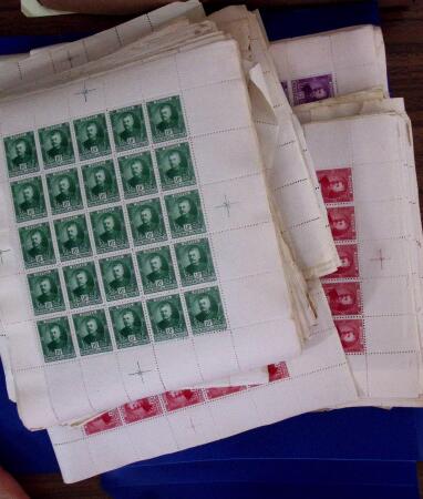 1922-24, Stock important en feuilles ou parties de