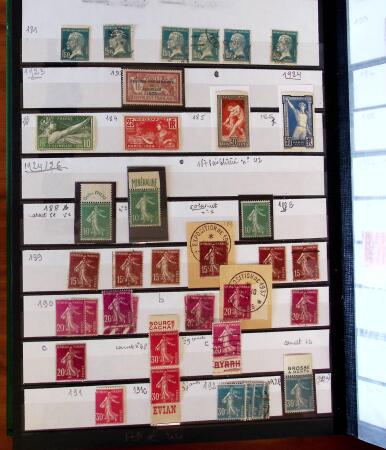 1849-1990, Collection de neufs et d'oblitérés débutant au N°1 Obl., 5Obl., 10* réimpression, avec de belles variétés de nuances, des paires, blocs, etc..