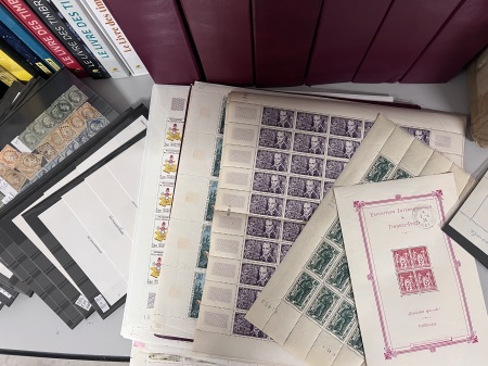 1900-1996, Stock de neufs dont commémoratif avant-guerre,