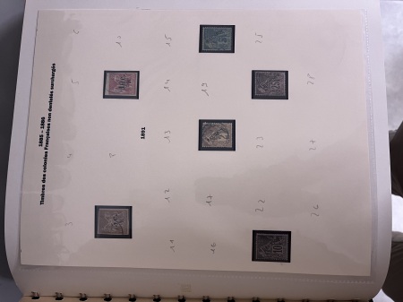 1900-1970, Beau lot de 35 classeurs sur toutes les colonies