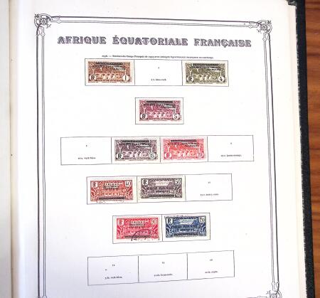 1849-1993, Collection en 17 albums et classeurs dont