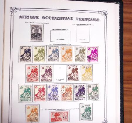 1849-1993, Collection en 17 albums et classeurs dont