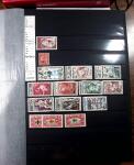 1920-1980, 2 Albums de timbres Croix-Rouge, avec colonies