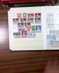 1920-1980, 2 Albums de timbres Croix-Rouge, avec colonies